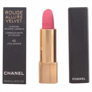 Ягодный мусс на губах с помадами Chanel Rouge Allure Velvet Luminous Matte  Lip Colour #46, La Malicieuse. Chanel Rouge Allure Luminuou…