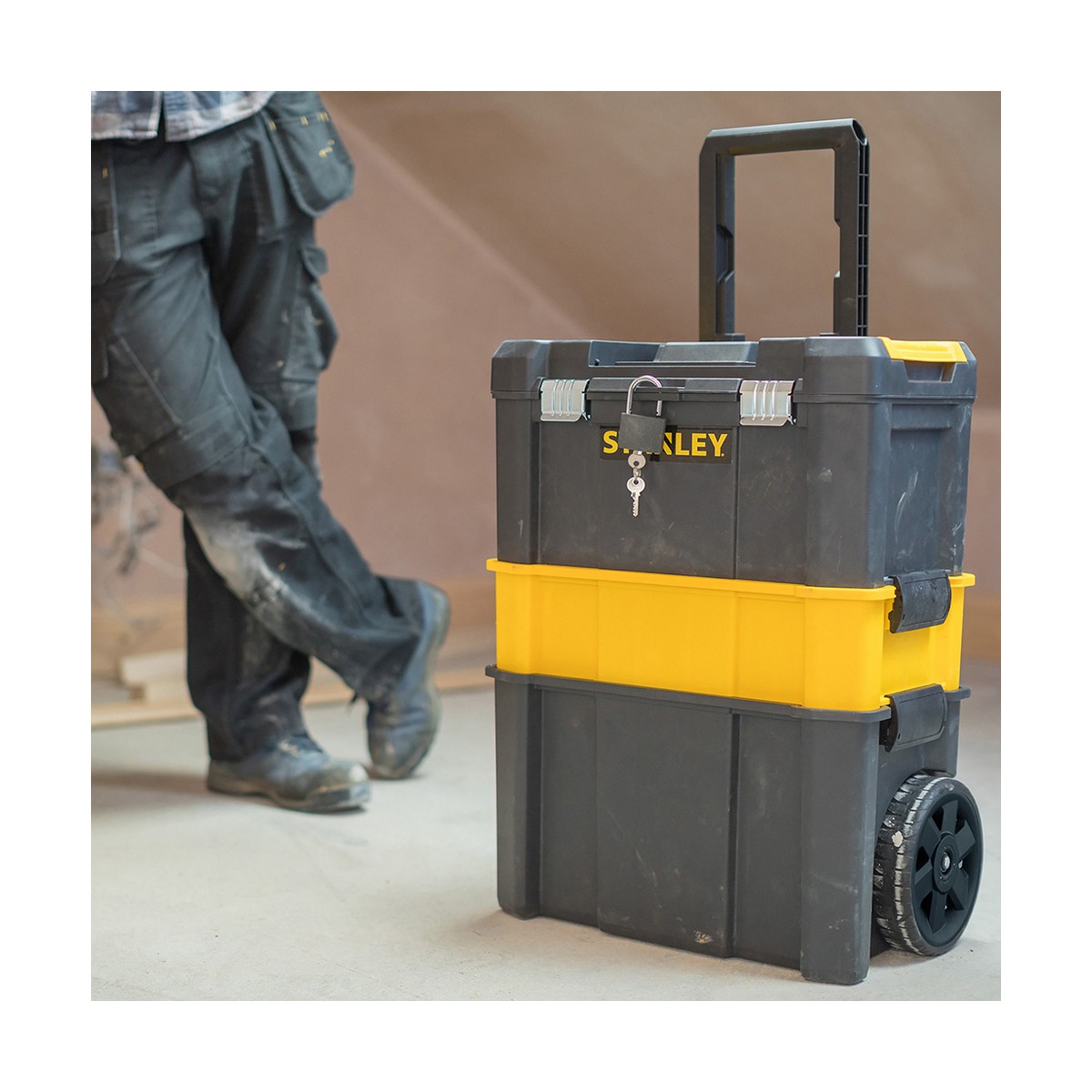 Cărucior de instrumente Stanley Essential Plastic Cutie de scule