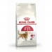 Aliments pour chat Royal Canin Regular Fit 32 Adulte Maïs Oiseaux 400 g