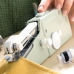 Nešiojama kelioninė rankinė siuvimo mašina Sewket InnovaGoods