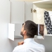 Kúpeľňové zrkadlo s LED svetlom a 360º  pohľadom SelfKut InnovaGoods