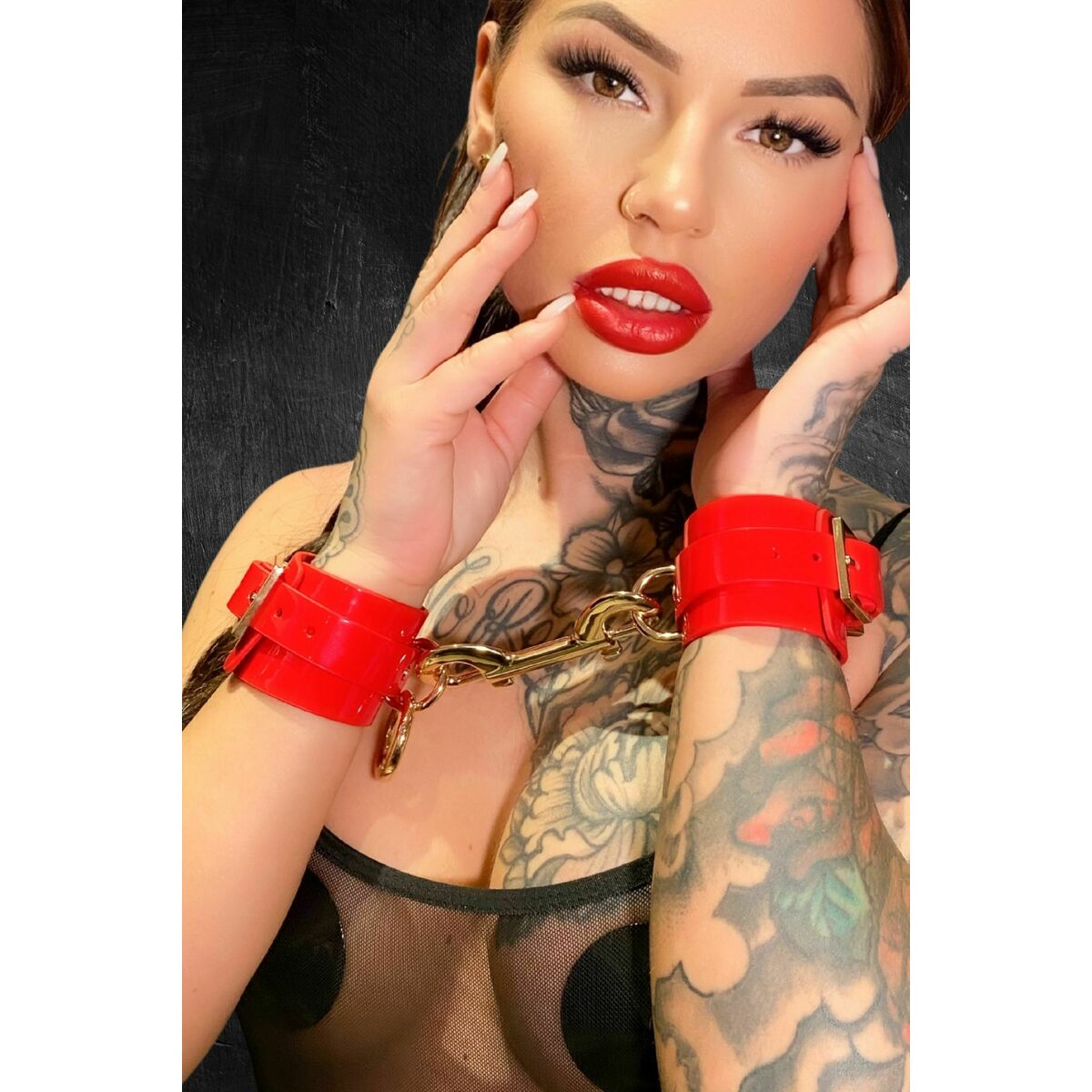 Manette Kinky Diva Rosso