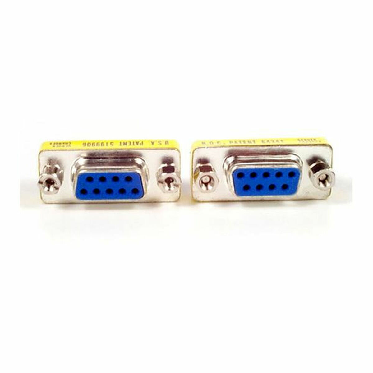 Adapteri Startech GC9SF