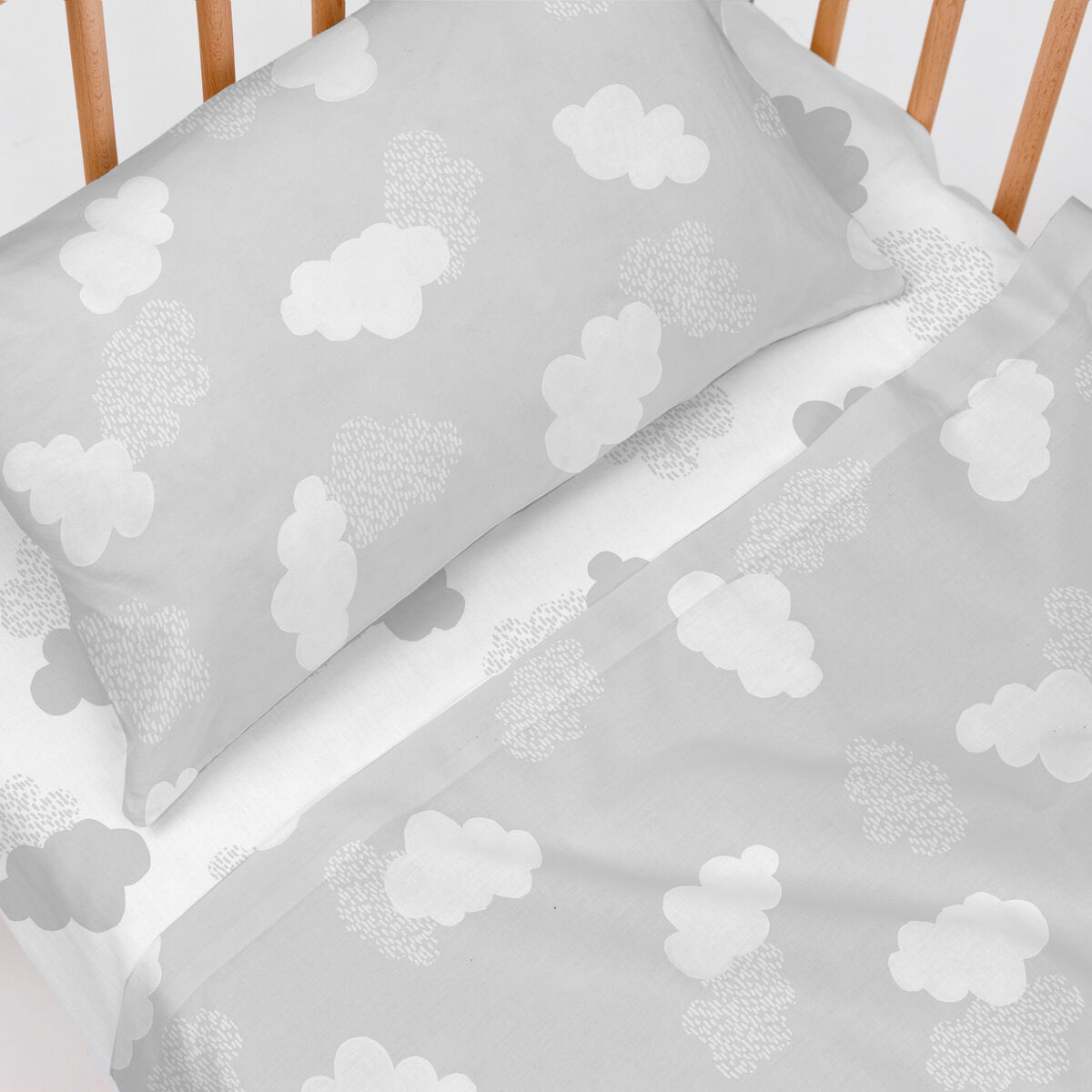 Cot Bedding Set HappyFriday Basic Kids Clouds Grey