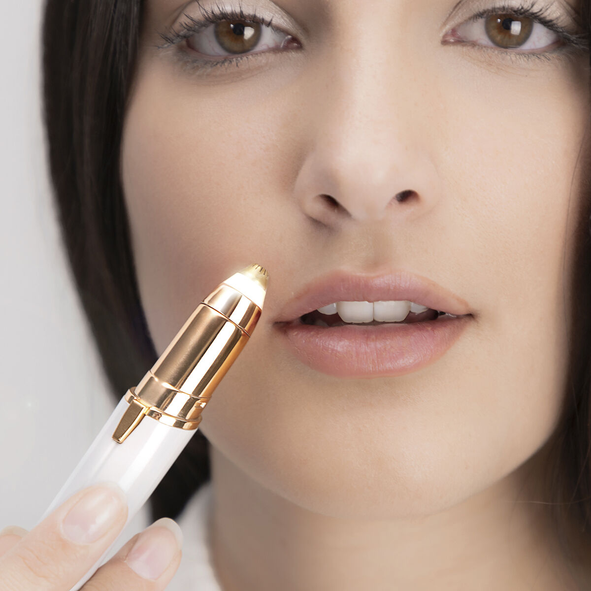 Præcision-Epilator med LED til Ansigtshår InnovaGoods