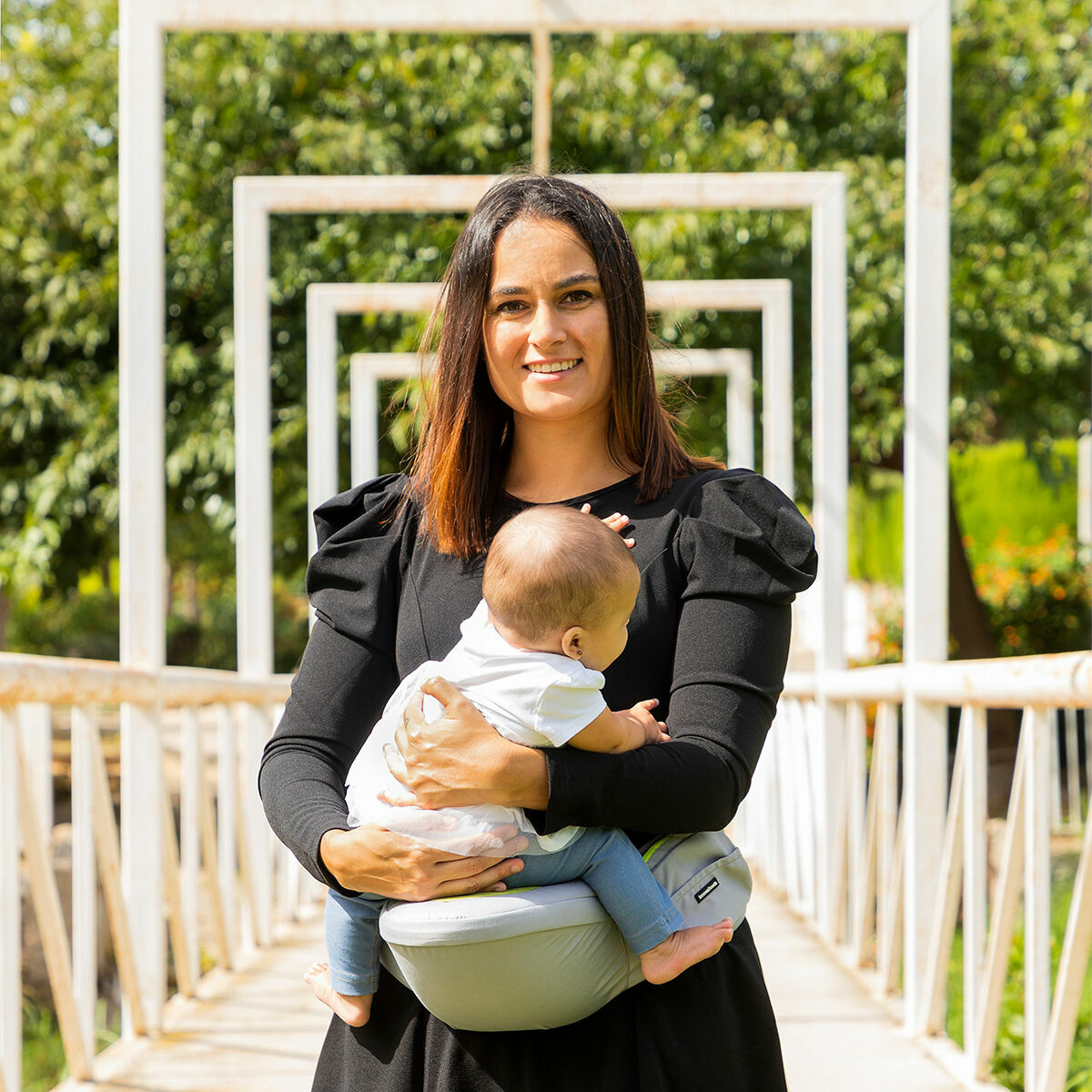 Porta-bebés Adaptável com Bolsos Seccaby InnovaGoods