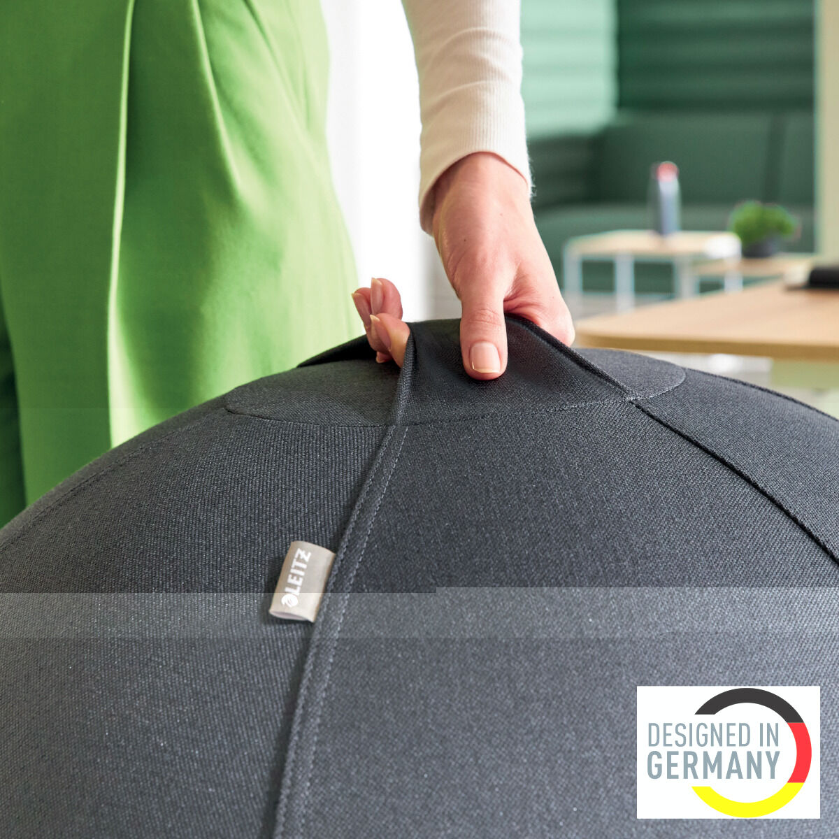 Proiector Leitz [“Ergo Active”]