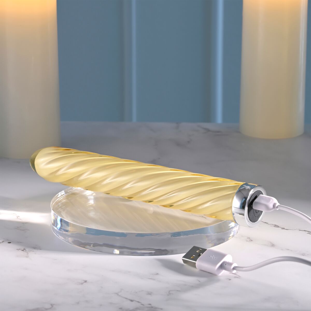 Vibrator Evolved Playboy Galben