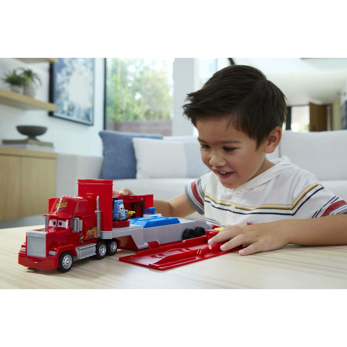 Bil Mattel