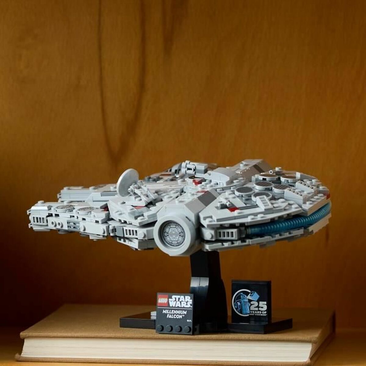 Set de Construcție Lego Millenium Falcon Stars Wars Multicolor