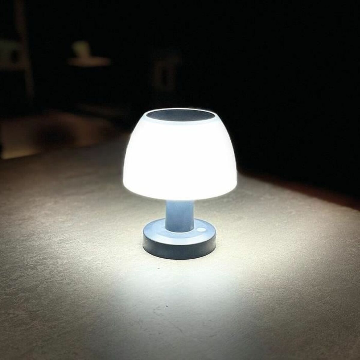 Lâmpada solar Lumisky