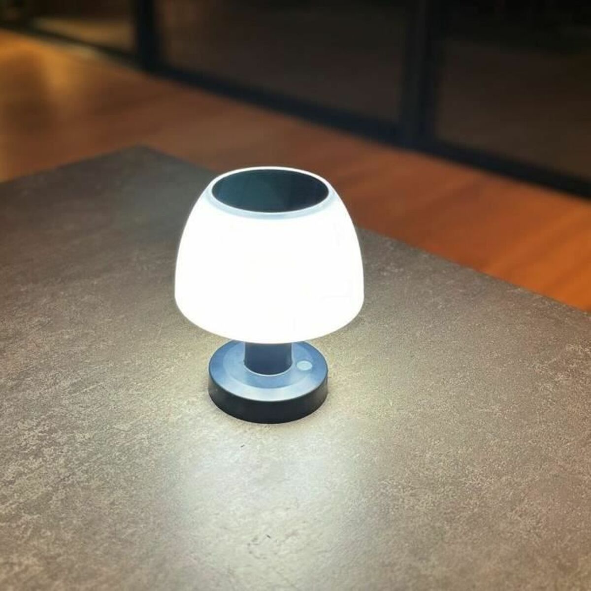 Lâmpada solar Lumisky
