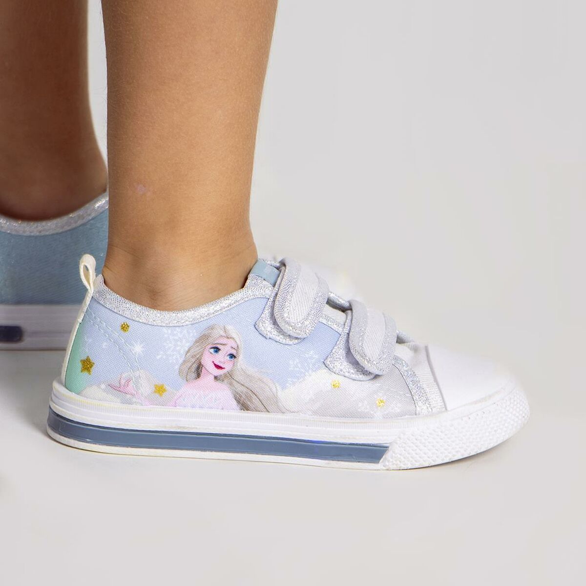 Baskets LED Frozen Bleu clair